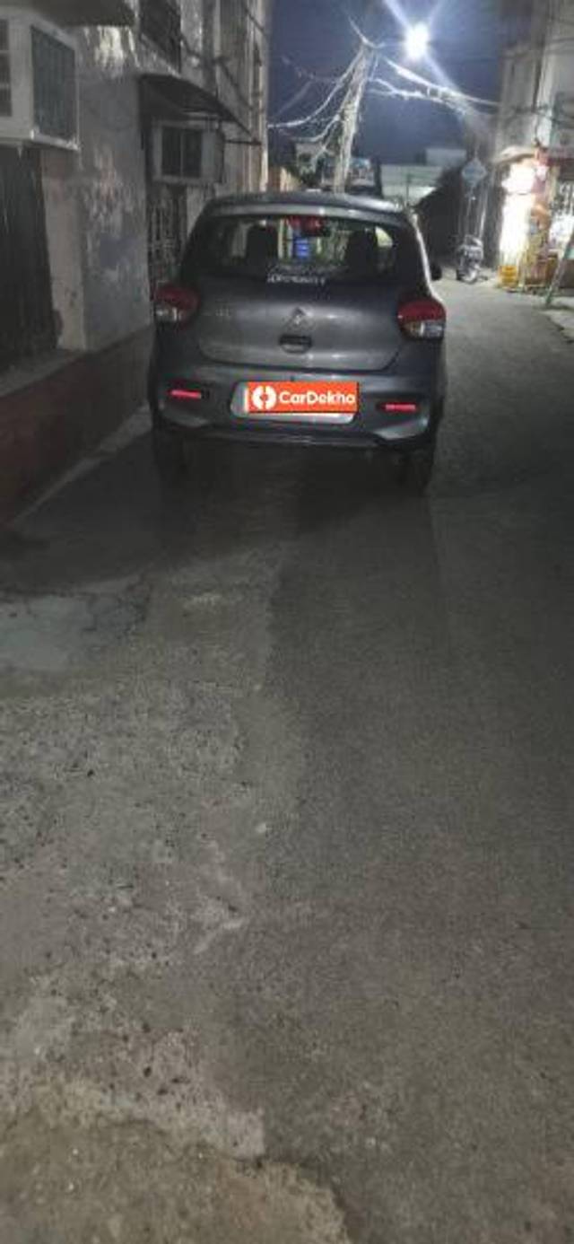 https://images10.gaadi.com/usedcar_image/3560562/original/processed_a1a43473-d2bd-454f-835a-f20e9e73177a.jpg?imwidth=6401