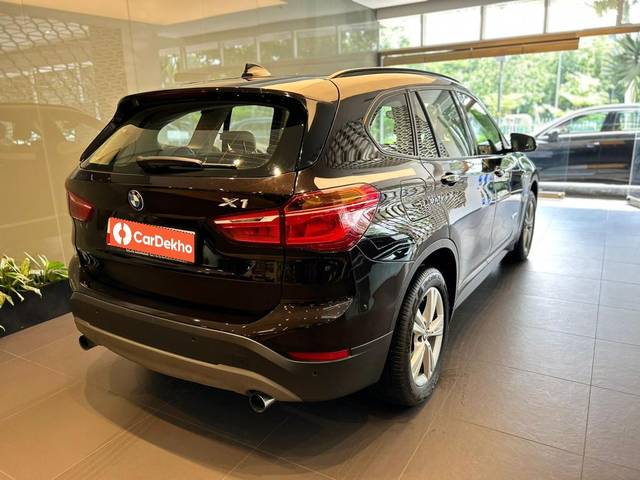 https://images10.gaadi.com/usedcar_image/3560994/original/processed_usedcar_whatsappimage2023_06_27at30233pm_8__140381693638586_1693638649.jpeg?imwidth=6401