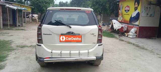 https://images10.gaadi.com/usedcar_image/3561857/original/processed_b4967c70-78c2-4193-b634-cfaa299bd771.jpg?imwidth=6401