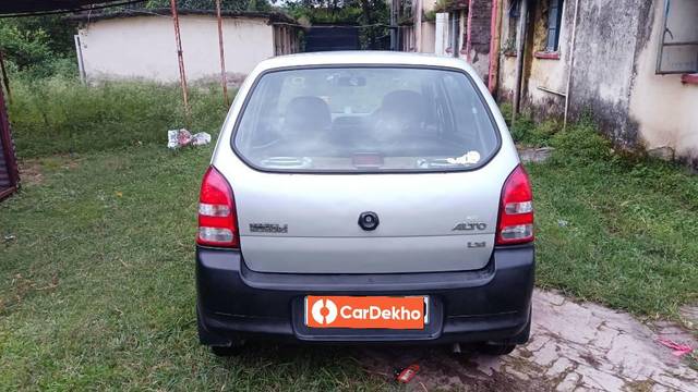 https://images10.gaadi.com/usedcar_image/3562159/original/processed_f047516c-dd07-4c23-8376-c7fa1f794fad.jpg?imwidth=6402
