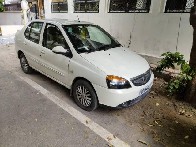 https://images10.gaadi.com/usedcar_image/3562500/original/processed_6b7546ce-e1c4-4178-bffd-5c253c7e0b71.jpg?imwidth=6400