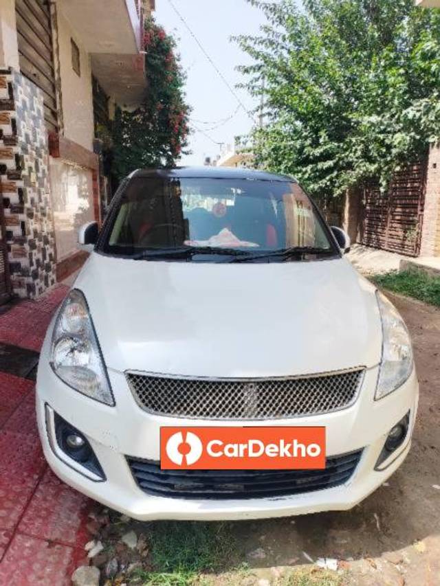 https://images10.gaadi.com/usedcar_image/3562606/original/processed_01b53998-d418-4d5f-800e-adee9dbd56d3.jpg?imwidth=6400