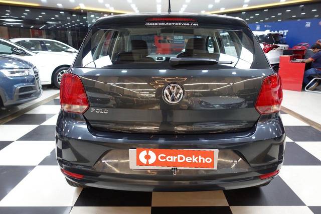 https://images10.gaadi.com/usedcar_image/3562849/original/processed_used_car_2861086_1693740777.jpg?imwidth=6401
