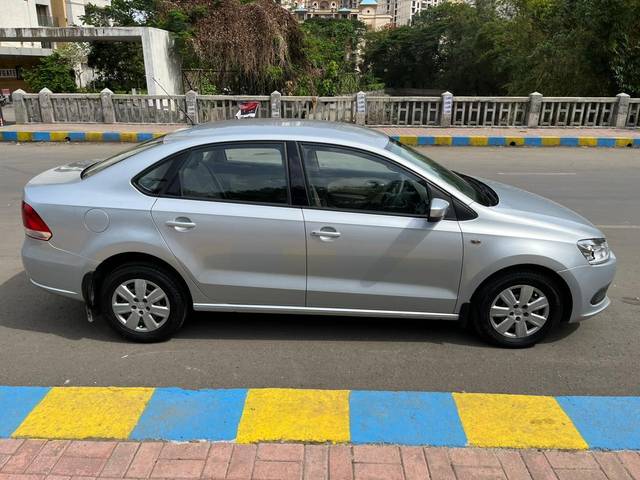 https://images10.gaadi.com/usedcar_image/3562960/original/processed_usedcar_whatsappimage2023_09_04at173053_3__2861165_1693829016.jpeg?imwidth=6401