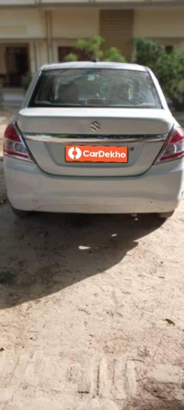 https://images10.gaadi.com/usedcar_image/3563045/original/processed_86f8c83a-6801-4fe1-bac9-922709b22d94.jpg?imwidth=6402