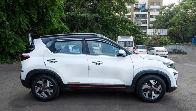 https://images10.gaadi.com/usedcar_image/3563309/original/processed_usedcar_img_20230905_wa0029_2861279_1693894051.jpg?imwidth=6401
