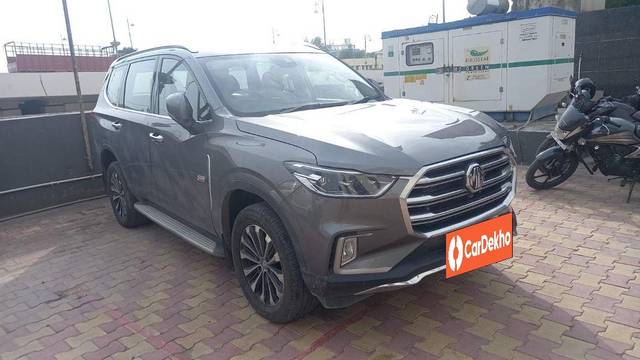 https://images10.gaadi.com/usedcar_image/3563818/original/processed_40aa666b-6b9d-400a-aaa2-67e8390b7e61.jpeg?imwidth=6400