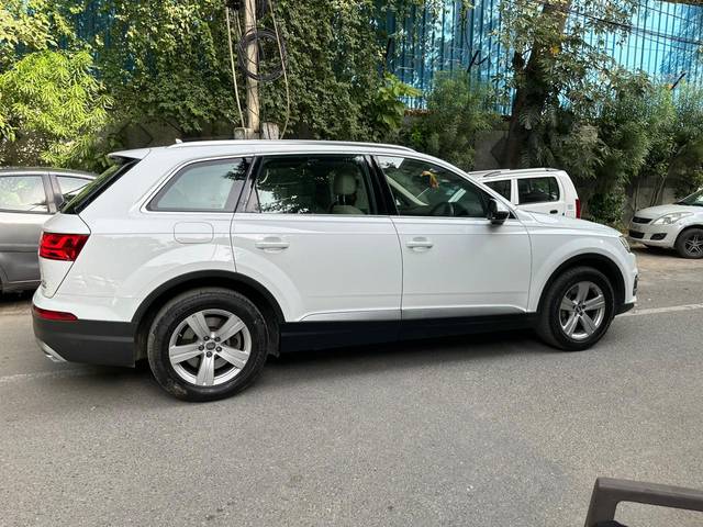 https://images10.gaadi.com/usedcar_image/3563990/original/used_car_2861755_1693838369.JPG?imwidth=6402