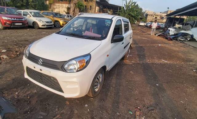 https://images10.gaadi.com/usedcar_image/3564039/original/processed_00d12996-bd73-439c-9ad7-7af9b0d025cf.jpg?imwidth=6400