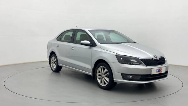 https://images10.gaadi.com/usedcar_image/3564154/original/43.jpg?imwidth=6400