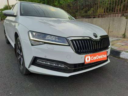 Skoda Superb Laurin & klement BSVI Skoda Superb Laurin & klement BSVI