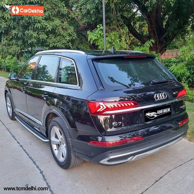 https://images10.gaadi.com/usedcar_image/3564436/original/processed_used_car_2861957_1693897830.jpg?imwidth=6402