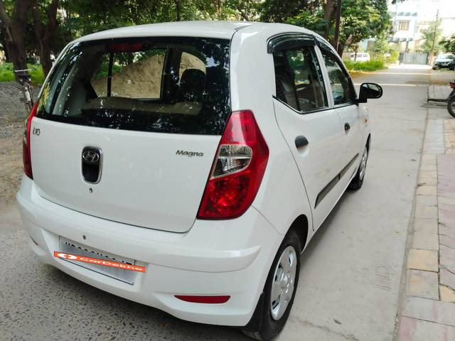 https://images10.gaadi.com/usedcar_image/3564464/original/processed_used_car_2861984_1693900859.jpg?imwidth=6401