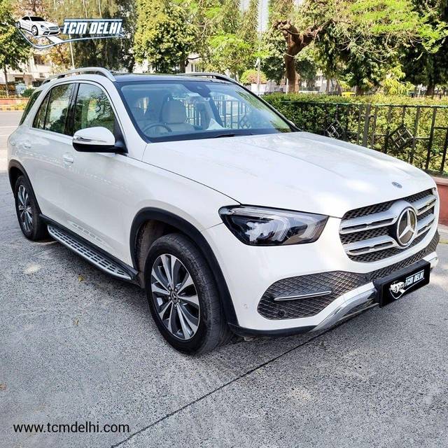 https://images10.gaadi.com/usedcar_image/3564610/original/processed_used_car_2862101_1693901211.jpg?imwidth=6400