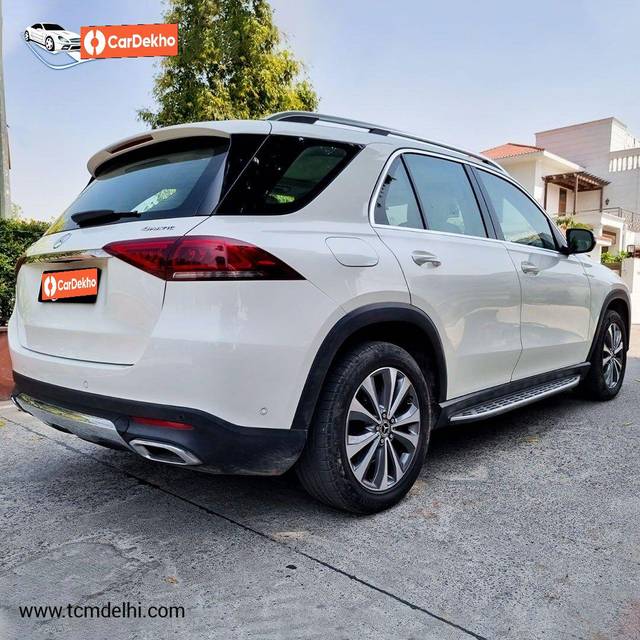 https://images10.gaadi.com/usedcar_image/3564610/original/processed_used_car_2862101_1693901214.jpg?imwidth=6401