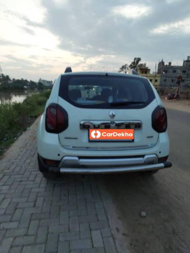 https://images10.gaadi.com/usedcar_image/3565122/original/processed_01da000b-bd54-4fa7-835e-c677171a0f16.jpg?imwidth=6401