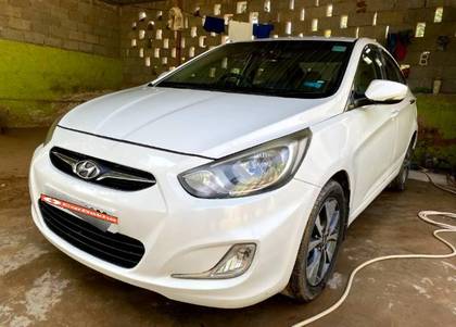 Hyundai Verna 1.6 SX Hyundai Verna 1.6 SX