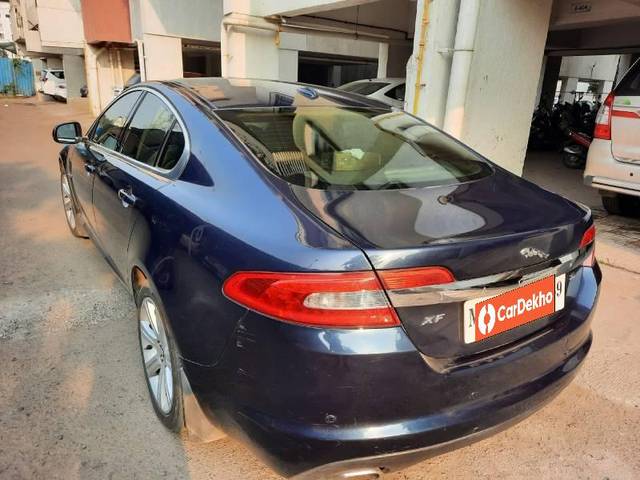 https://images10.gaadi.com/usedcar_image/3565618/original/processed_5cd4ba34-3cb6-409c-b694-f9e76954ed98.jpg?imwidth=6401
