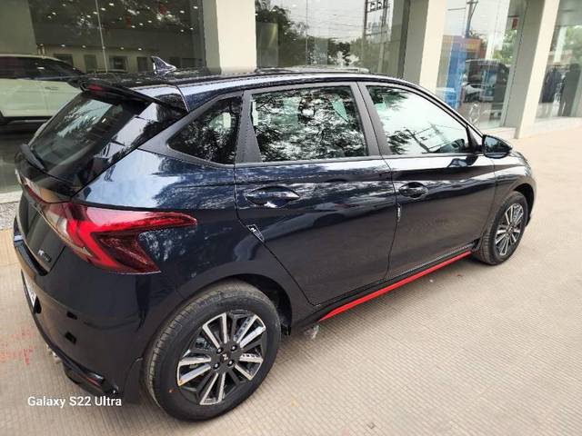 https://images10.gaadi.com/usedcar_image/3565634/original/processed_84c5fa71-8688-4640-92d2-5460cfad381f.jpeg?imwidth=6401