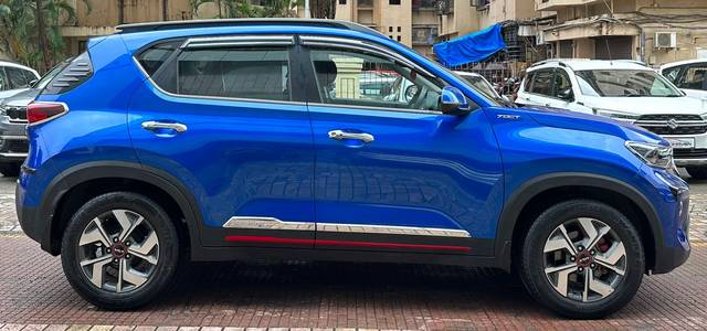 https://images10.gaadi.com/usedcar_image/3565683/original/usedcar_4ca50baf_9232_412b_9b89_a3a02b60382b_241551693926917_1693926948.jpg?imwidth=6402