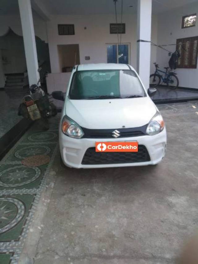 https://images10.gaadi.com/usedcar_image/3565855/original/processed_08b8928a-1662-4770-b891-9ce6c1531ebe.jpg?imwidth=6401