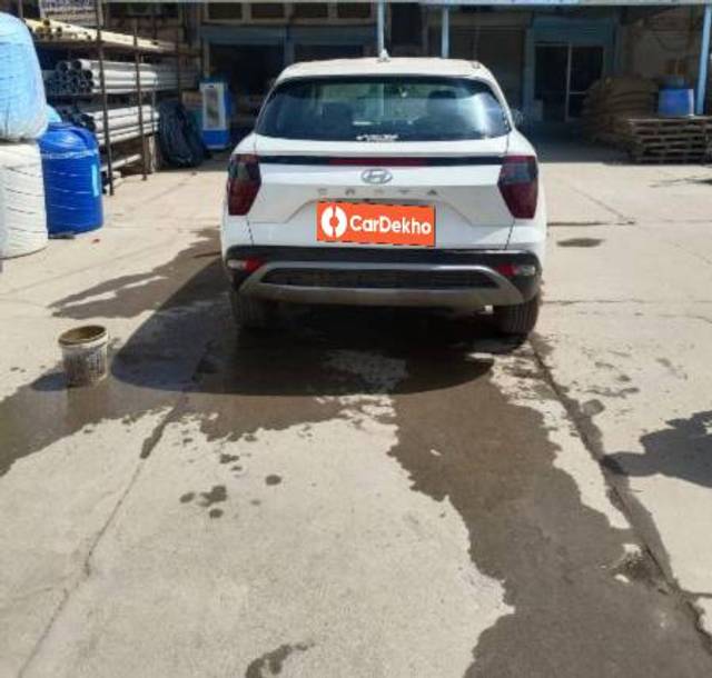 https://images10.gaadi.com/usedcar_image/3566092/original/processed_b0fb6340-d4e9-4229-a144-ec61d1229c0c.jpg?imwidth=6402