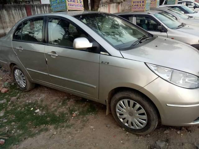 https://images10.gaadi.com/usedcar_image/3566289/original/processed_30492480-7273-4dfc-aea2-2e2002723bb4.jpg?imwidth=6401