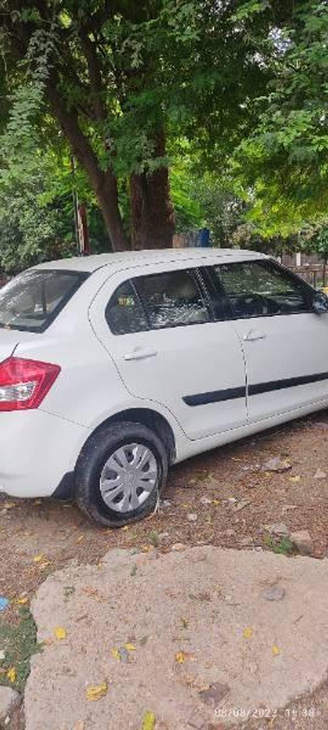 https://images10.gaadi.com/usedcar_image/3566380/original/processed_ef79f1c7-9dc6-4eae-bc39-cef50bd31b78.jpg?imwidth=6401