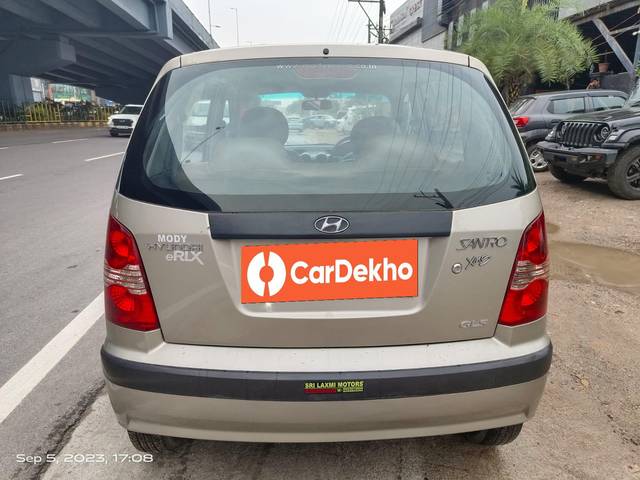 https://images10.gaadi.com/usedcar_image/3566382/original/processed_used_car_2863394_1693994494.jpg?imwidth=6402