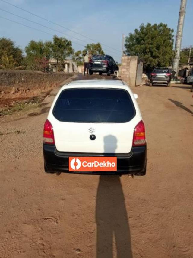 https://images10.gaadi.com/usedcar_image/3566444/original/processed_7c476ad4-0beb-4afa-ab50-8587bcfa1369.jpg?imwidth=6400