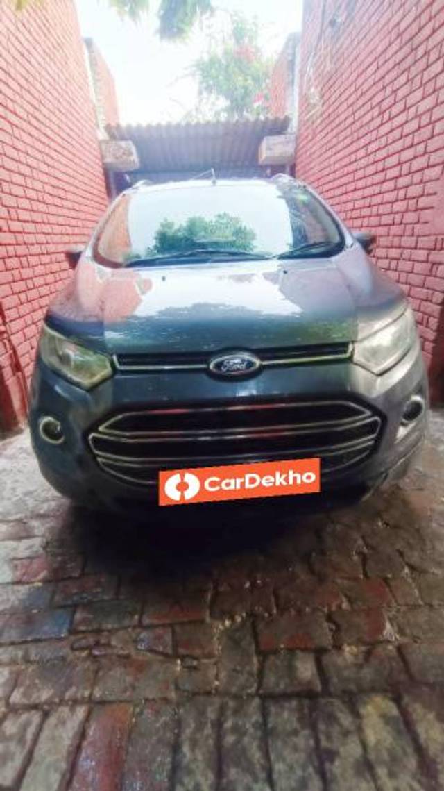 https://images10.gaadi.com/usedcar_image/3566478/original/processed_f8cc7979-5f63-4479-945f-a867d08e31f7.jpg?imwidth=6401