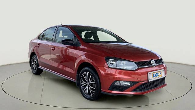 https://images10.gaadi.com/usedcar_image/3566704/original/usedcar_16451657718_2009775601bd44ada5acc232ad0cf7bf_exterior_7_730091693999712_1693999792.jpg?imwidth=6400