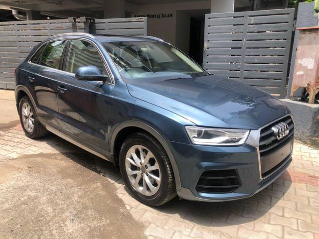 https://images10.gaadi.com/usedcar_image/3566781/original/processed_img2863754~used_car_2863754_1694001229.jpg?imwidth=6400