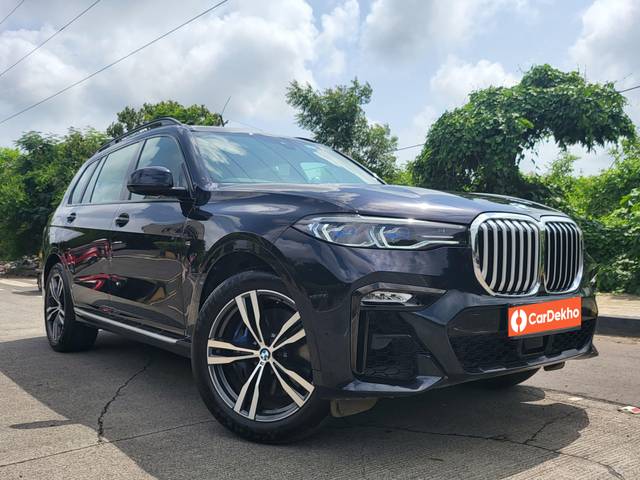 https://images10.gaadi.com/usedcar_image/3566878/original/processed_usedcar_20230911_141743_2863837_1694429406.jpg?imwidth=6401