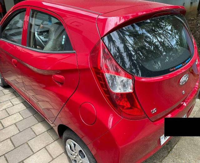 https://images10.gaadi.com/usedcar_image/3567063/original/processed_605d1e9f-12e6-487f-9b30-215c26ee3277.jpeg?imwidth=6402