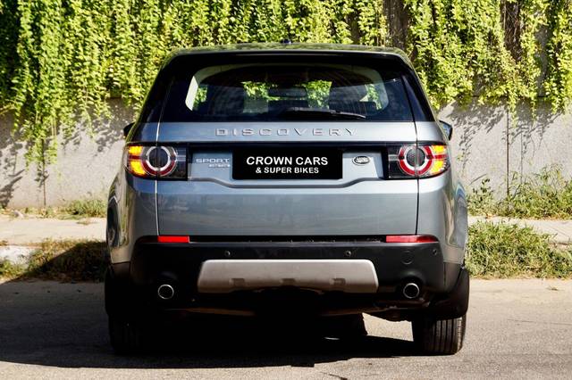 https://images10.gaadi.com/usedcar_image/3567172/original/processed_img2863986~used_car_2863986_1694025378.jpeg?imwidth=6402