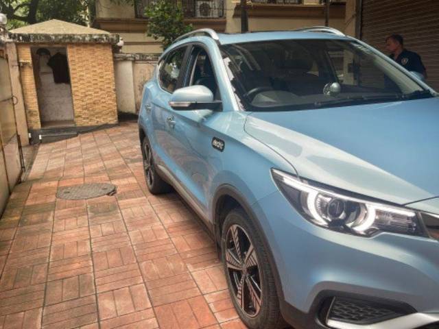 https://images10.gaadi.com/usedcar_image/3567236/original/processed_687bceed-45b0-48a1-8e29-cbc541184d6b.jpeg?imwidth=6400