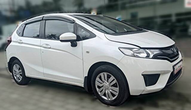 https://images10.gaadi.com/usedcar_image/3567361/original/replace_img_64facc77166cf_1694157943.png?imwidth=6400