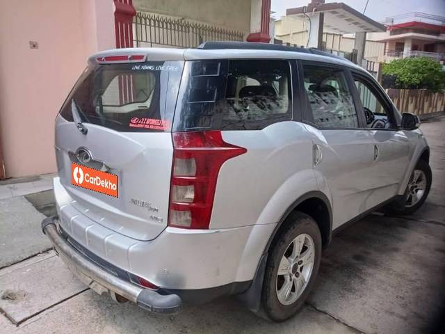 https://images10.gaadi.com/usedcar_image/3567539/original/processed_b75c28ba-5aec-4bb9-b3c3-36aa4c2e4386.jpg?imwidth=6402