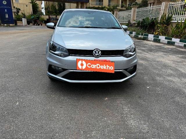 https://images10.gaadi.com/usedcar_image/3567542/original/processed_4786fa72-f3e0-4865-a00d-79b3876f2deb.jpeg?imwidth=6400
