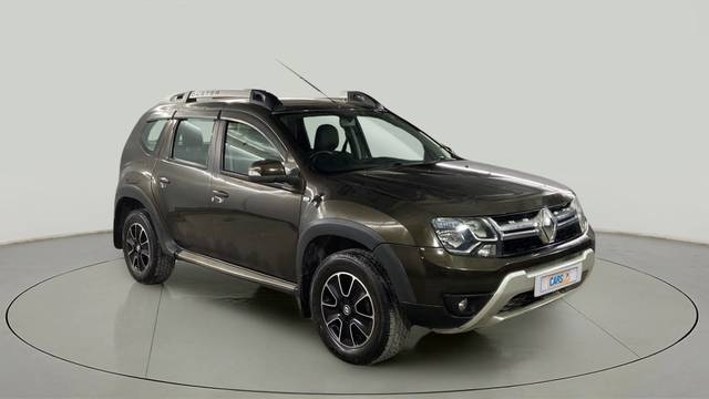 https://images10.gaadi.com/usedcar_image/3567558/original/slot__10089155790-f9f814db0fc6451ca22e993762425872-Exterior-7.jpg?imwidth=6400