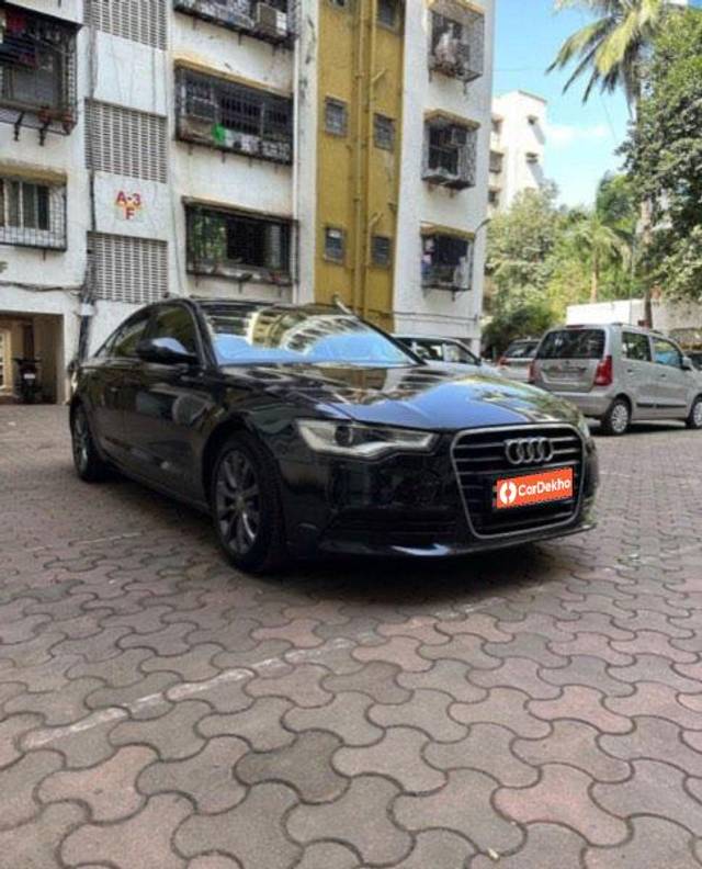 https://images10.gaadi.com/usedcar_image/3567669/original/processed_53f167bf-c865-4576-a1df-d1e1a1760e80.jpeg?imwidth=6400