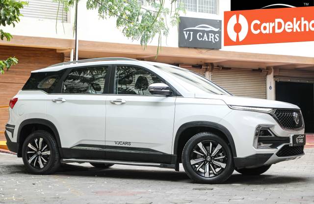 https://images10.gaadi.com/usedcar_image/3567865/original/processed_usedcar_3m1a9260_copy_62791694088038_1694088093.JPG?imwidth=6400
