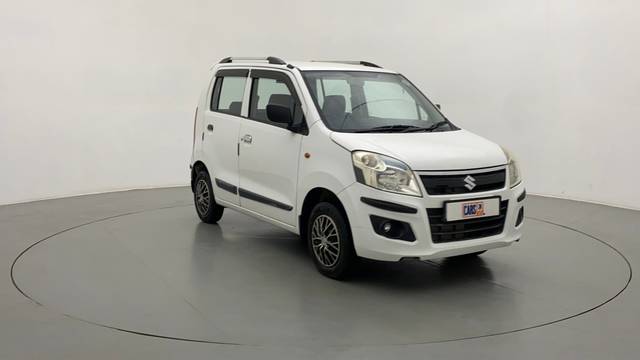 https://images10.gaadi.com/usedcar_image/3568176/original/77936c29-b049-4c8a-9d6e-9b2f3bd37fa3~45.jpg?imwidth=6400