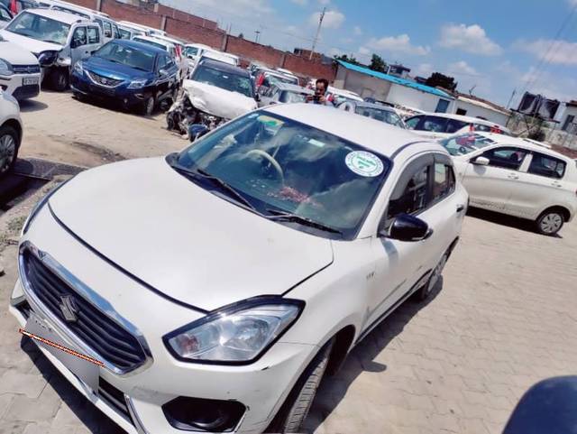 https://images10.gaadi.com/usedcar_image/3568195/original/processed_2b2405b8-3ecf-454d-a830-f2f397b42c4c.jpg?imwidth=6402