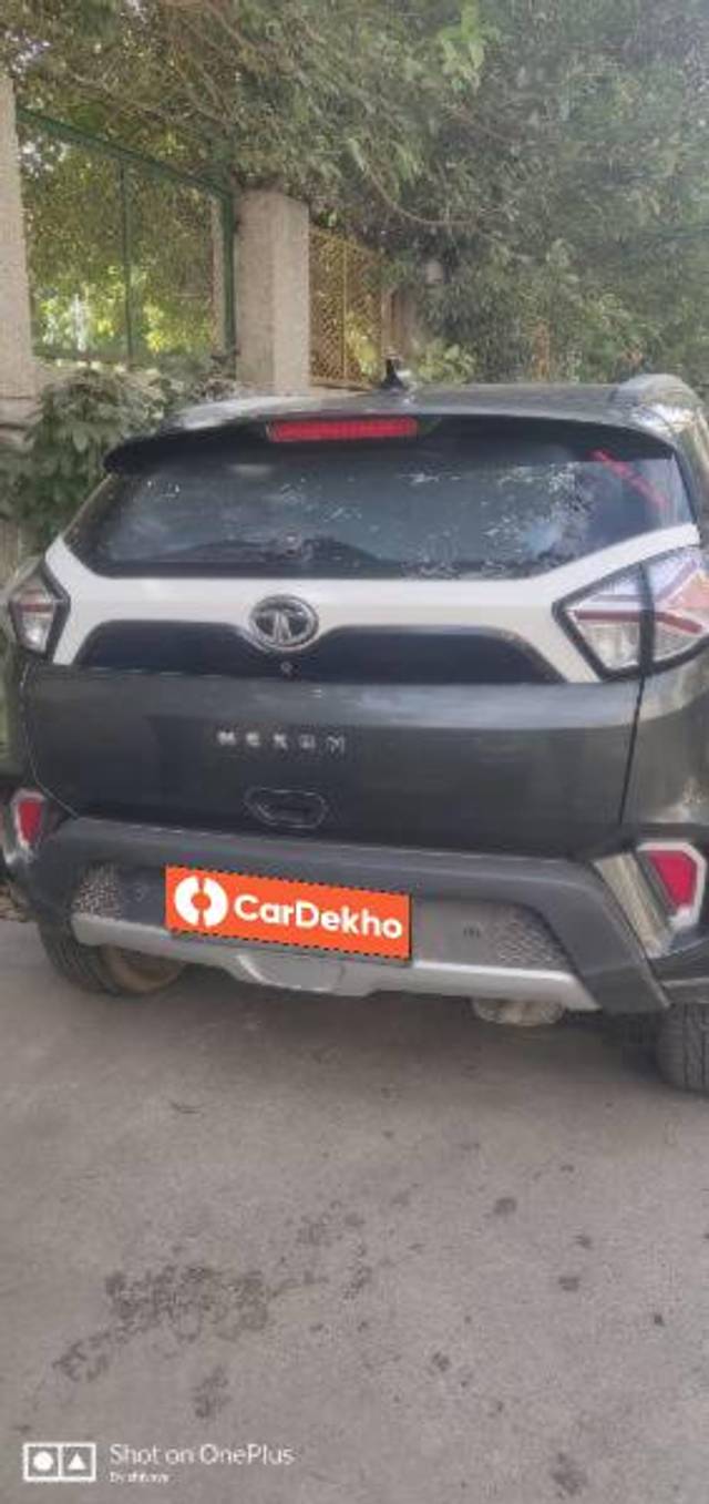 https://images10.gaadi.com/usedcar_image/3568314/original/processed_ea0cd6a0-e500-492d-bacd-d5f7cf8d65c4.jpg?imwidth=6402