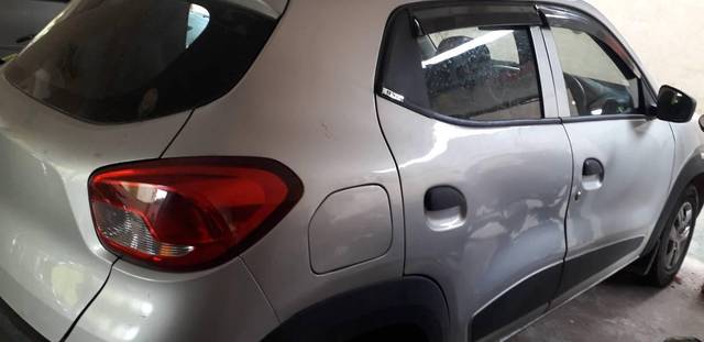 https://images10.gaadi.com/usedcar_image/3568330/original/processed_a8b78195-51c8-4fe2-8b4e-3de020a78095.jpg?imwidth=6401