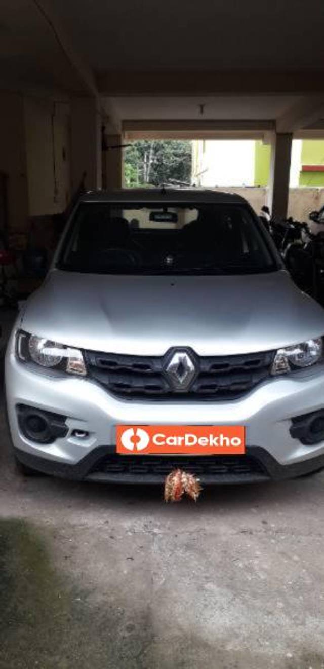 https://images10.gaadi.com/usedcar_image/3568330/original/processed_bc2d1d19-3545-41e4-b621-98502b021a03.jpg?imwidth=6400