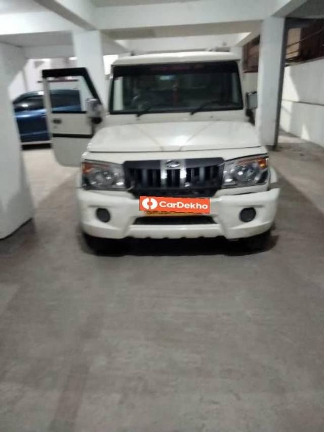https://images10.gaadi.com/usedcar_image/3569086/original/processed_3ec37082-3d4e-4306-9252-4adb9ca1653f.jpg?imwidth=6401