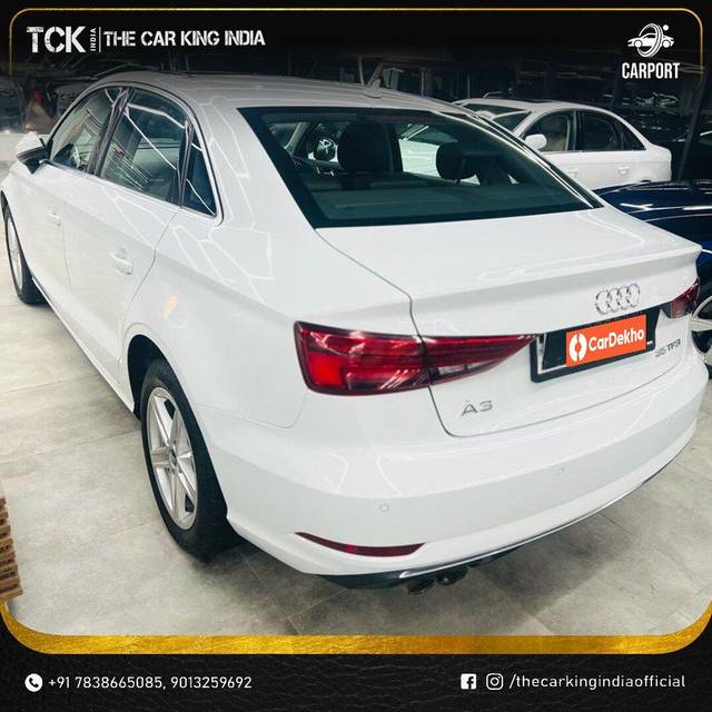 https://images10.gaadi.com/usedcar_image/3569305/original/processed_img2865484~used_car_2865484_1694169637.jpg?imwidth=6401